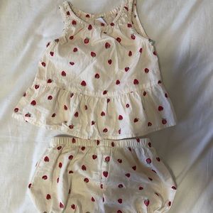 Girls old navy strawberry set
